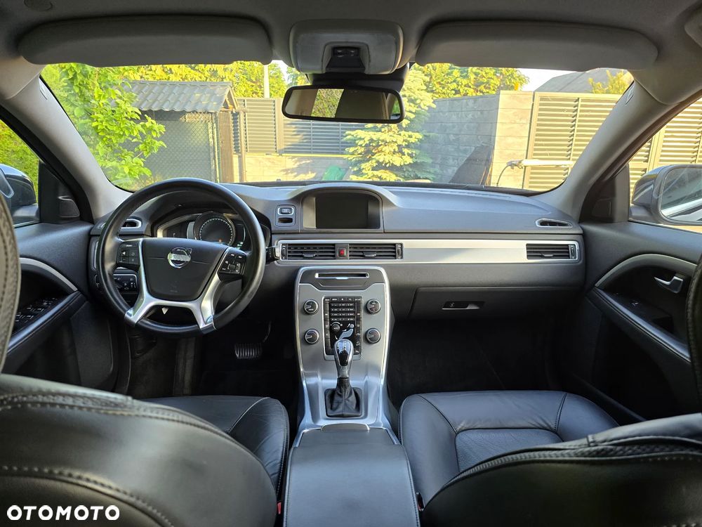 Volvo XC 70 D4 AWD Momentum EU6 - 21
