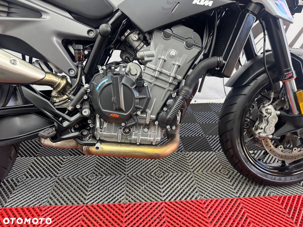 KTM Duke - 32