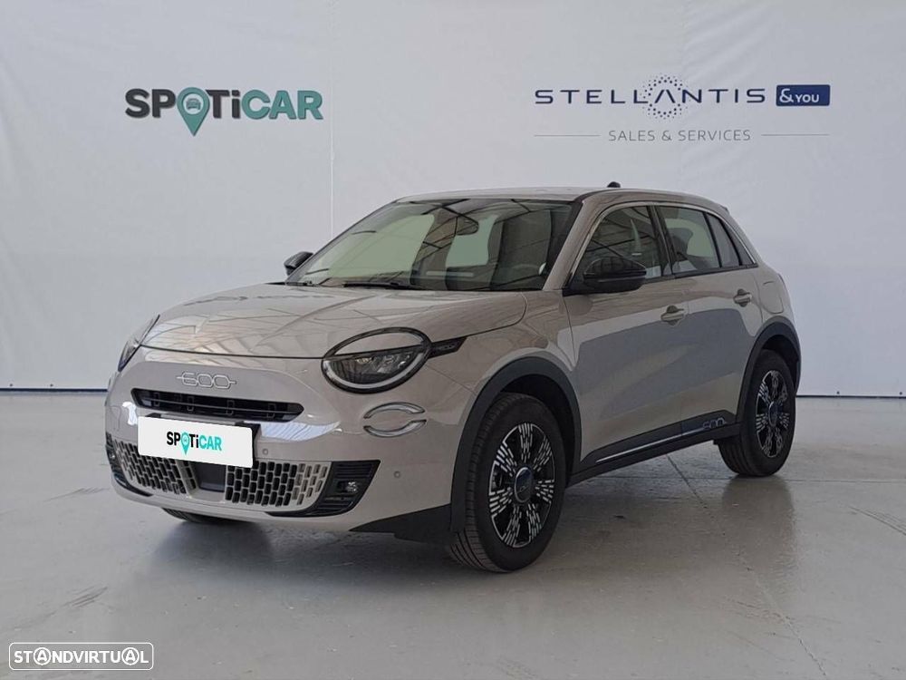 Fiat 600 1.2 Hybrid - 1