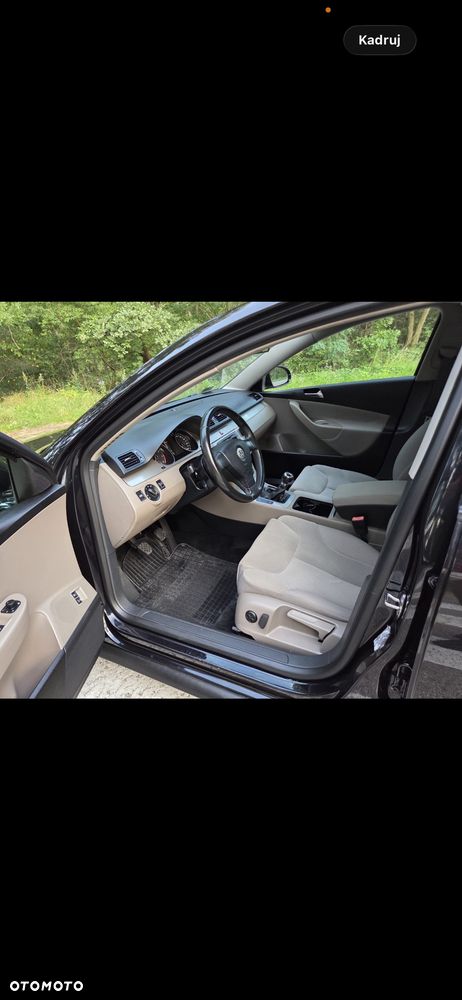 Volkswagen Passat - 8