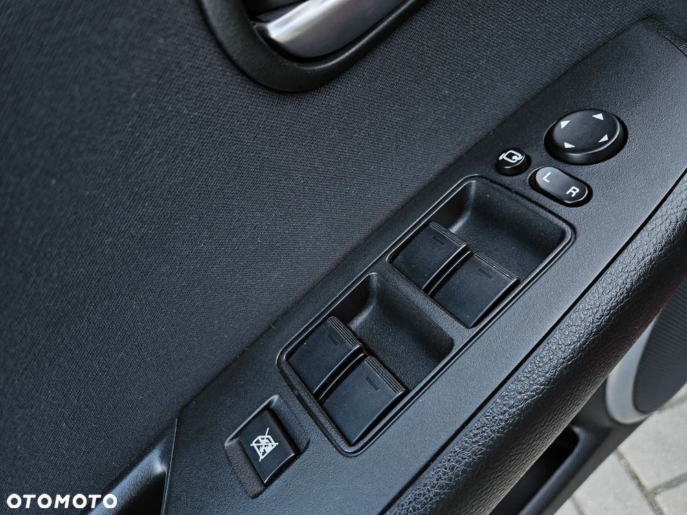 Mazda 6 Sport 1.8 Comfort - 27