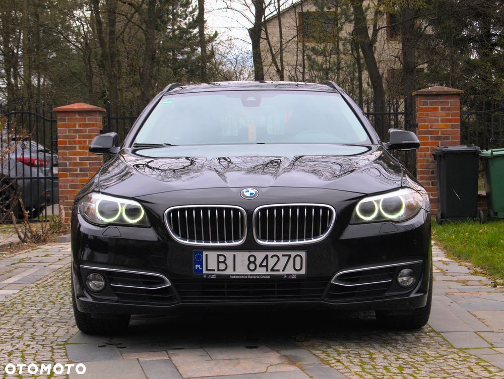 BMW Seria 5 520d Luxury Line - 2