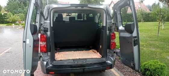 Opel Vivaro - 8