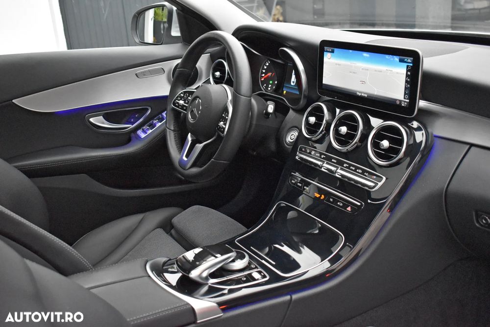 Mercedes-Benz C 180 9G-TRONIC Avantgarde - 9