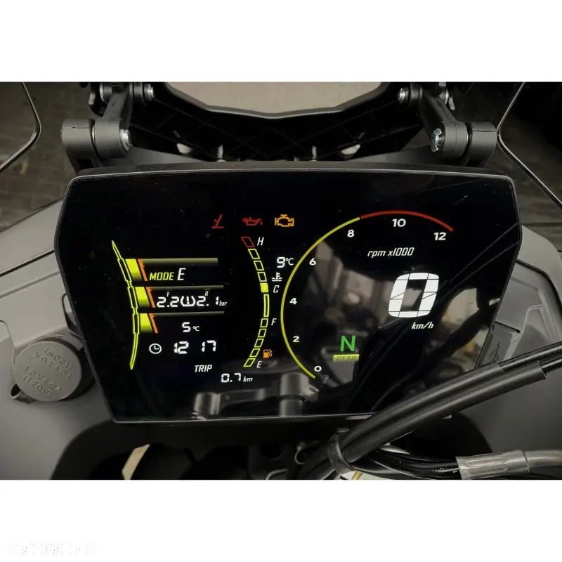 VOGE 525DSX - 6