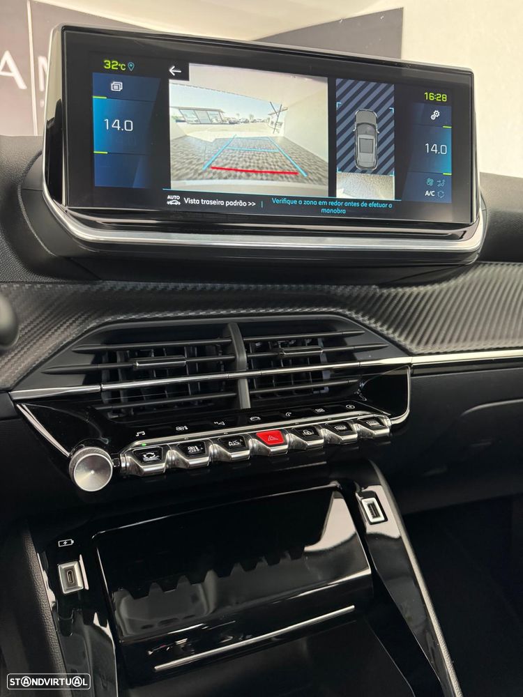 Peugeot e-2008 50 kWh GT Pack - 14