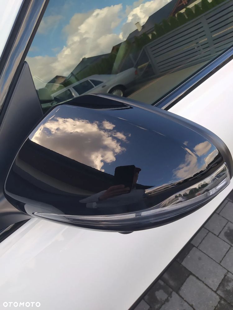 Mercedes-Benz GLB 250 4-Matic AMG Line 8G-DCT - 9
