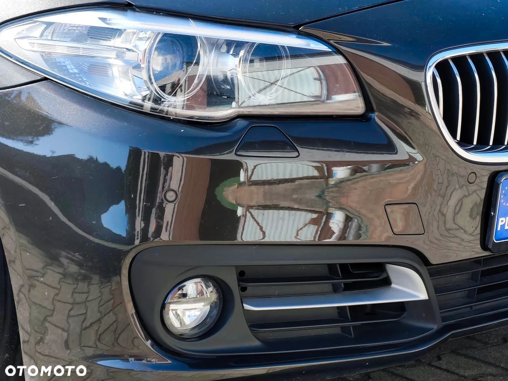 BMW Seria 5 520d xDrive - 30