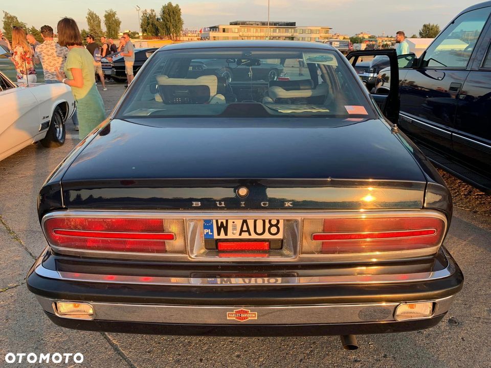 Buick Park Avenue - 7