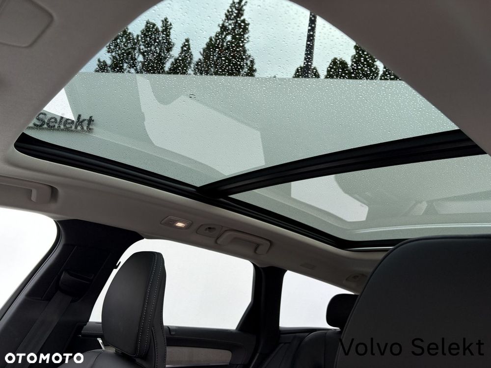 Volvo V90 2025