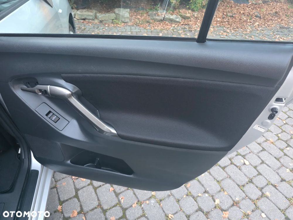 Toyota Verso 1.6 7-Sitzer Life - 19
