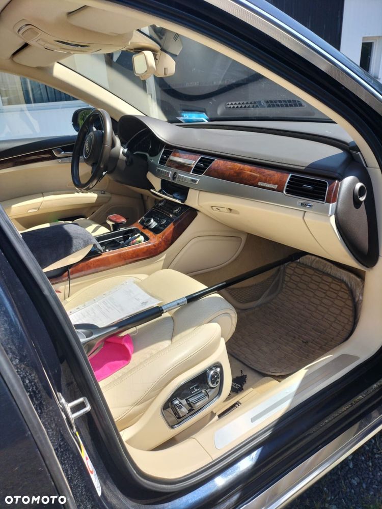 Audi A8 - 5
