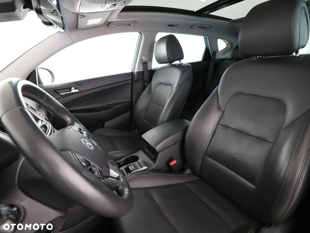 Hyundai Tucson 1.7 CRDI BlueDrive GO Plus 2WD DCT - 14