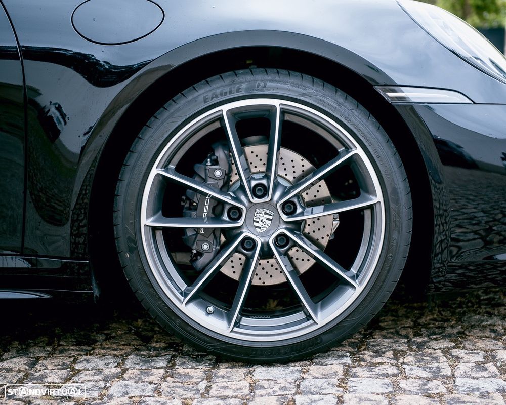 Porsche 911 (992) - 14