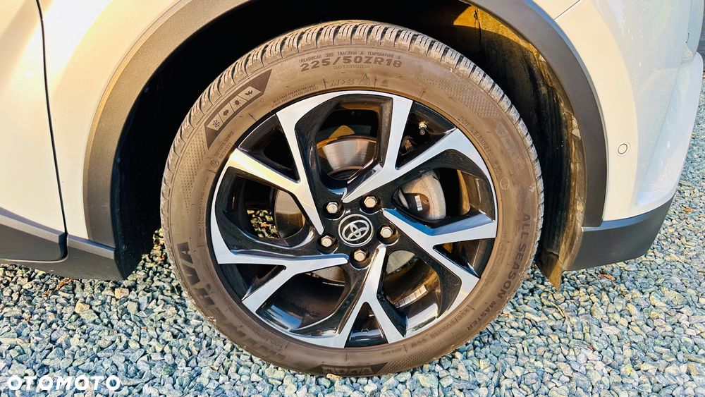 Toyota C-HR Style Selection - 13