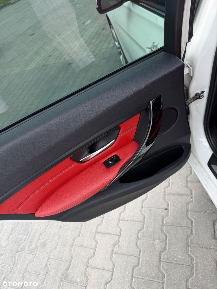 BMW Seria 3 - 30