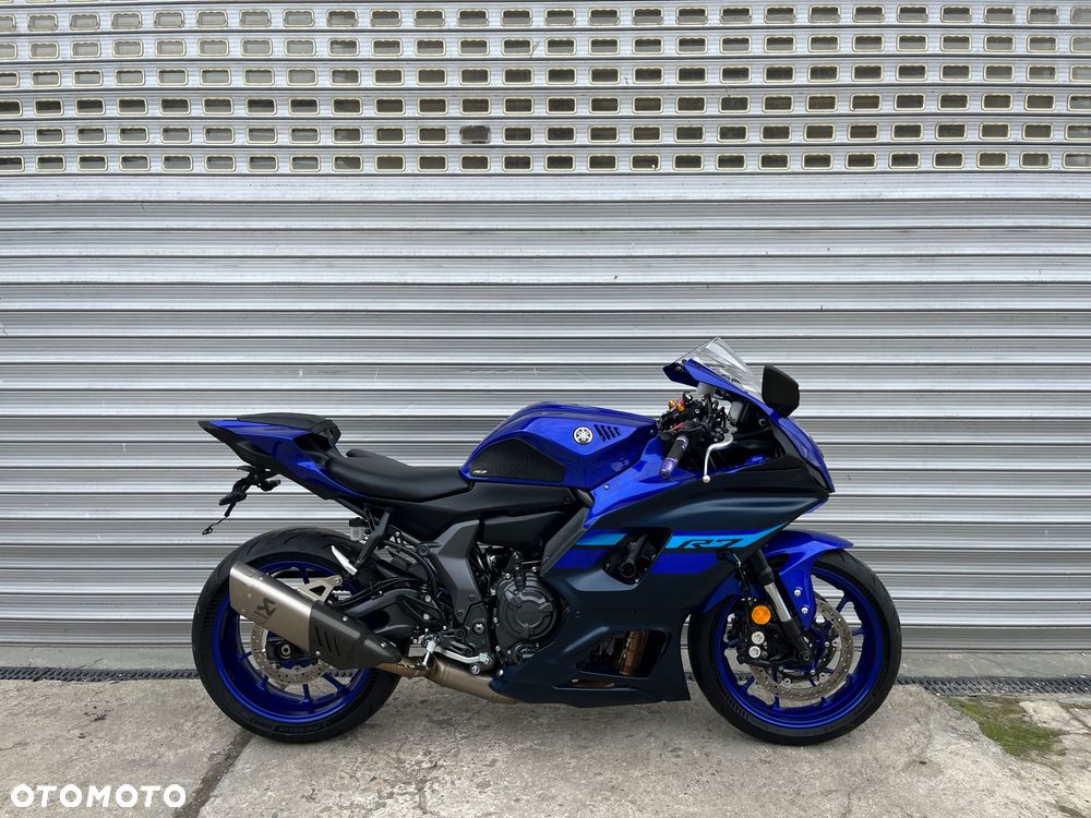 Yamaha YZF - 24