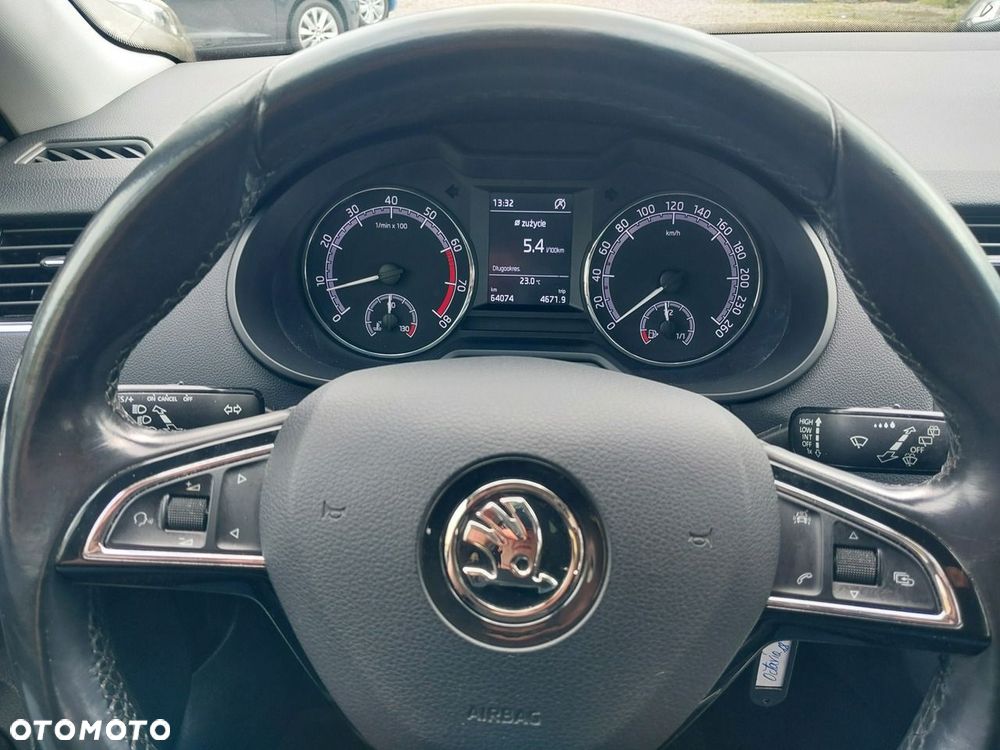 Skoda Octavia 1.4 TSI Ambition - 30