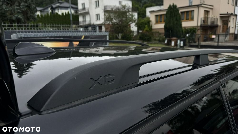 Volvo XC 70 2.4D AWD Kinetic - 25