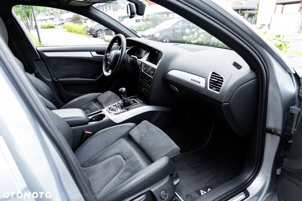 Audi A4 Limousine 2.0 TFSI quattro S line Sportpaket (plus) - 12