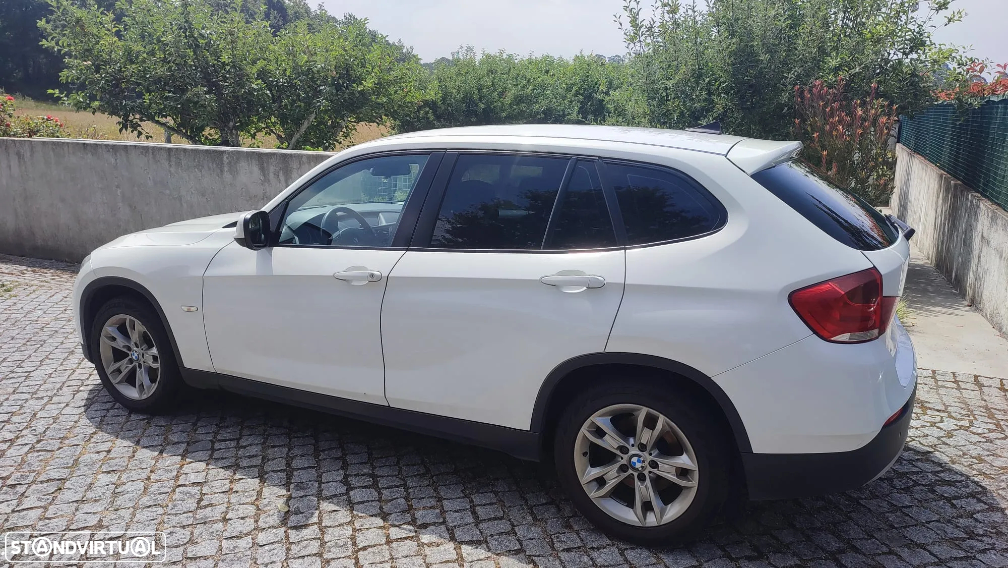 BMW X1 18 d sDrive - 8