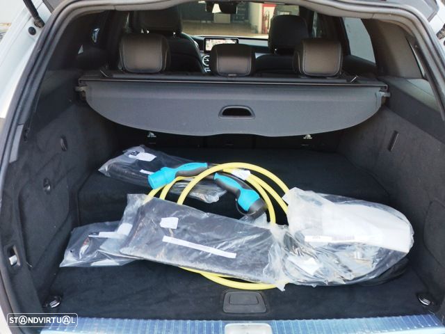Mercedes-Benz C 300 - 11