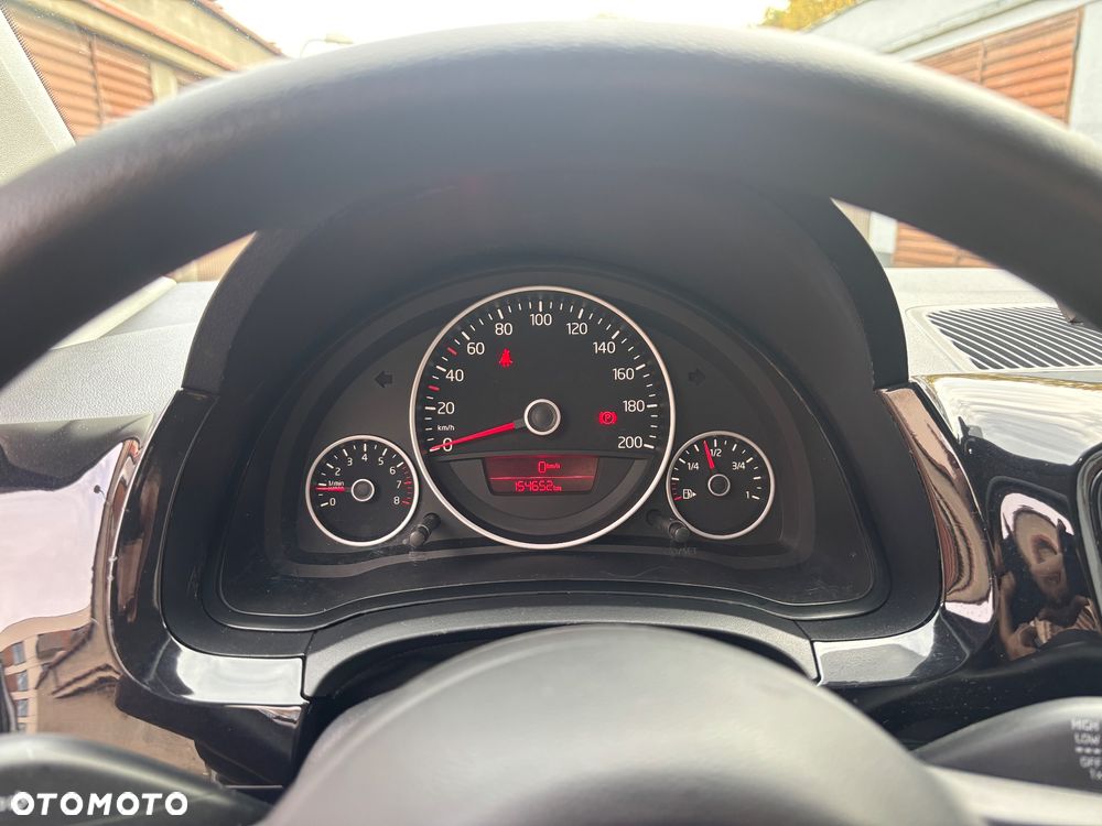 Volkswagen up! (BlueMotion Technology) move - 22