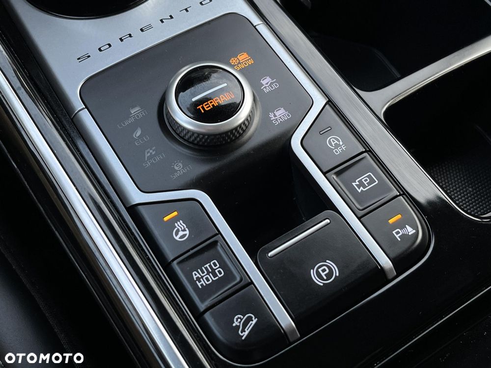 Kia Sorento 2.2 CRDi Prestige Line 4WD DCT 7os - 26