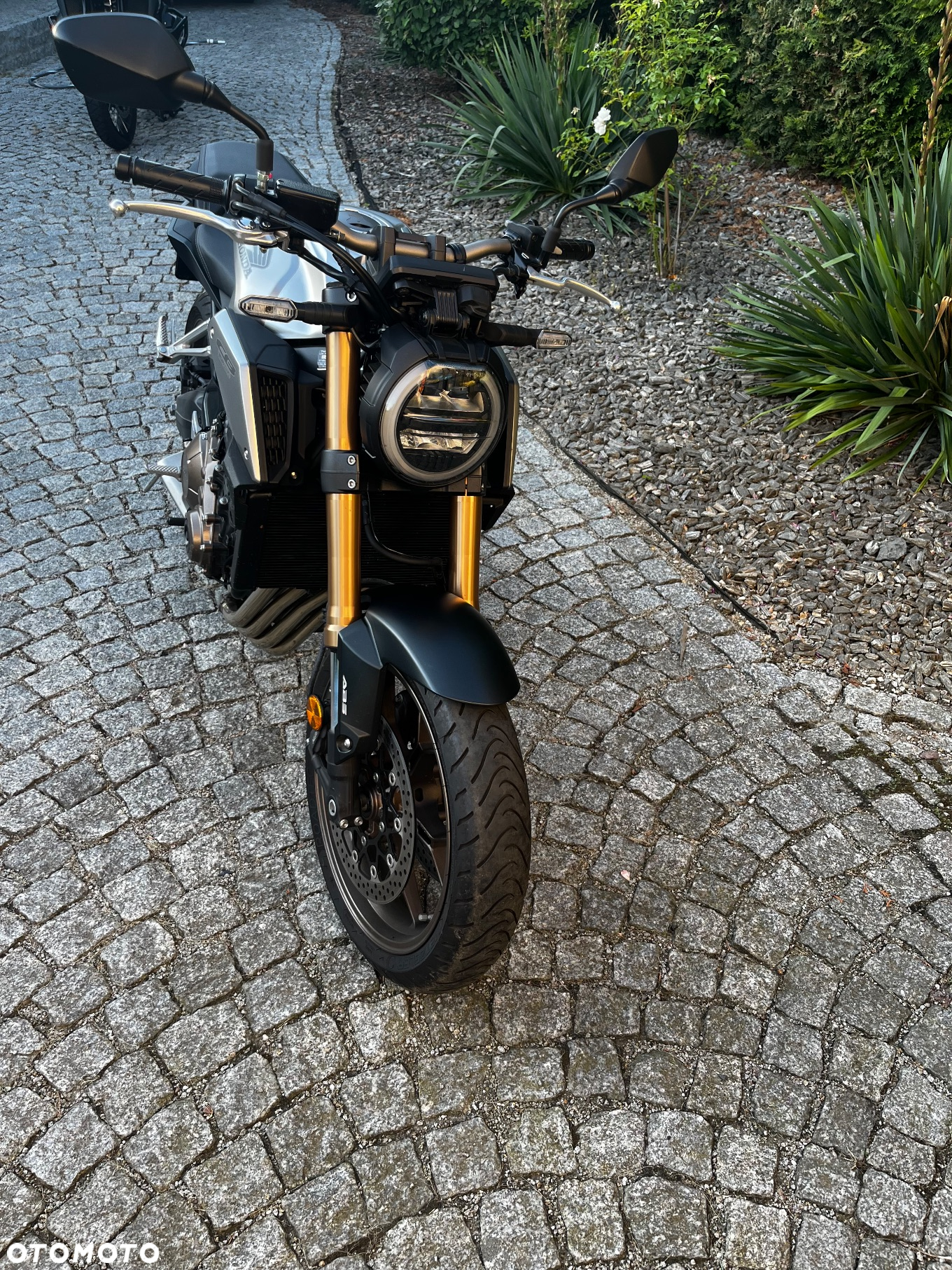Honda CB - 6