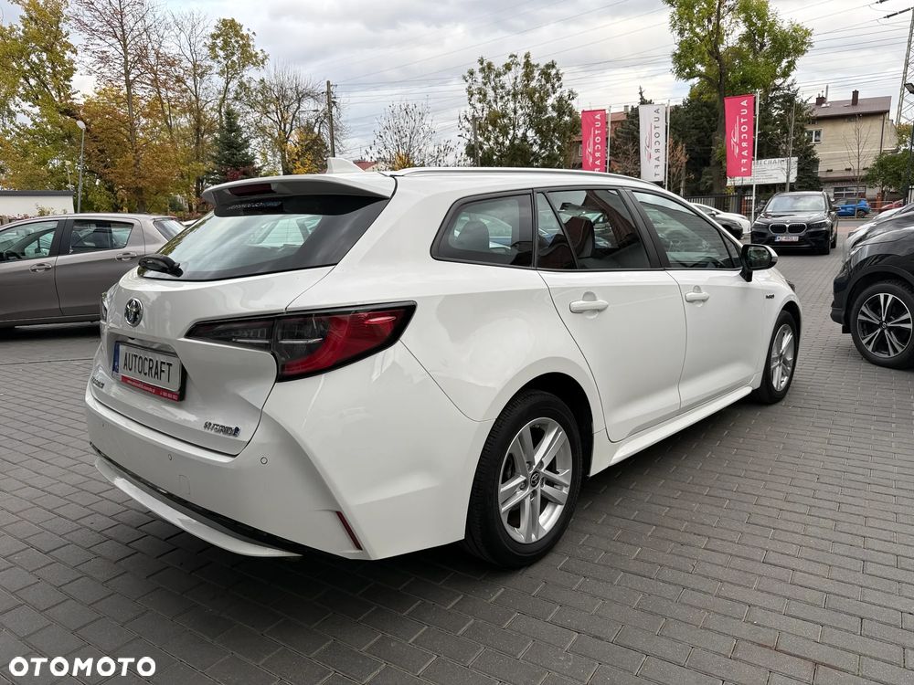 Toyota Corolla 1.8 Hybrid Comfort - 33