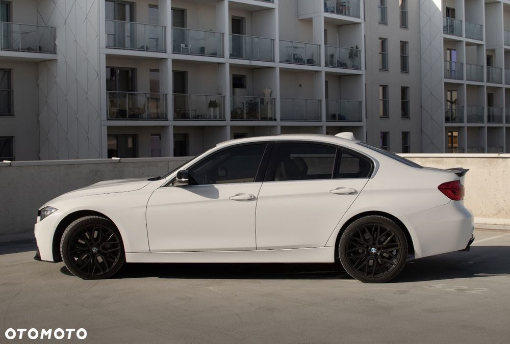 BMW Seria 3 2016 photo 5