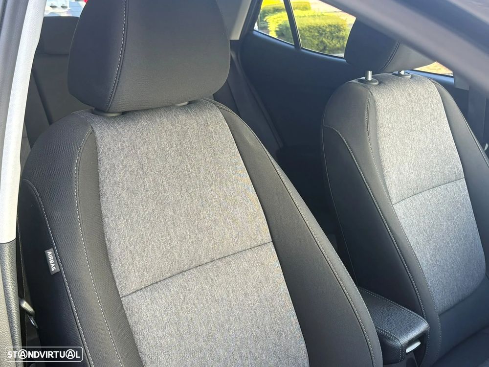 Kia Stonic 1.0 T-GDi Tech 7DCT — fotografia 40