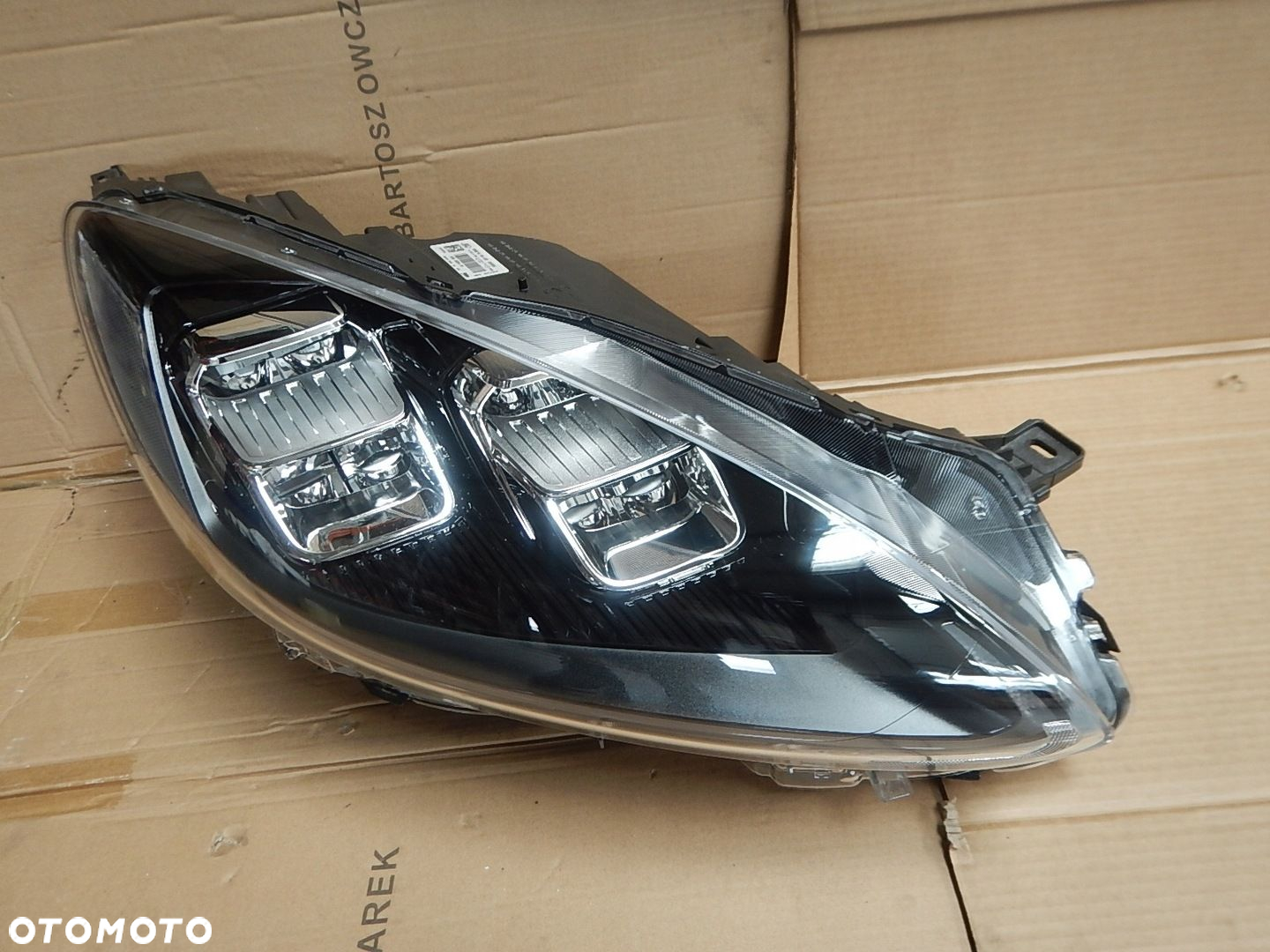 LAMPA PRZOD PRAWA FORD KUGA MK3 LV4B-13E014-FH LED EUROPA - 2