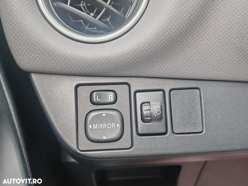 Toyota Yaris Hybrid 1.5 VVT-i Comfort - 22