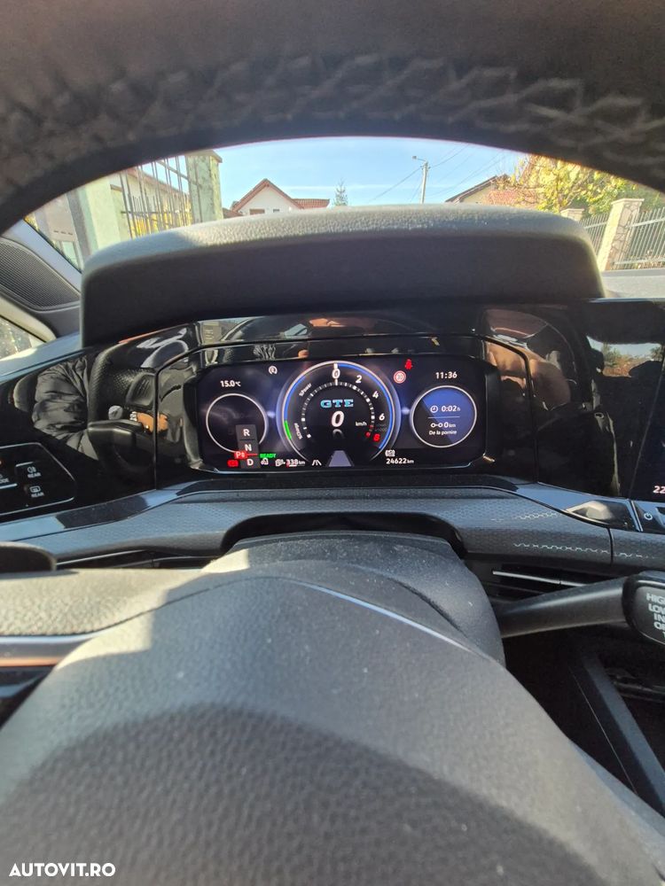 Volkswagen Golf GTE - 11