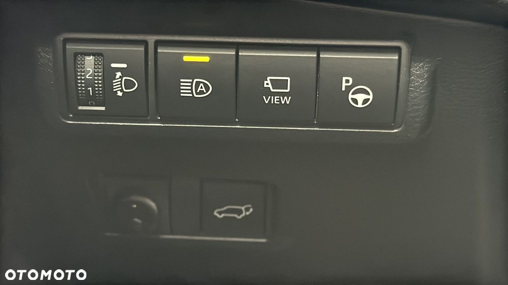 Toyota Corolla Cross 2.0 Hybrid Premiere Edition AWD - 18