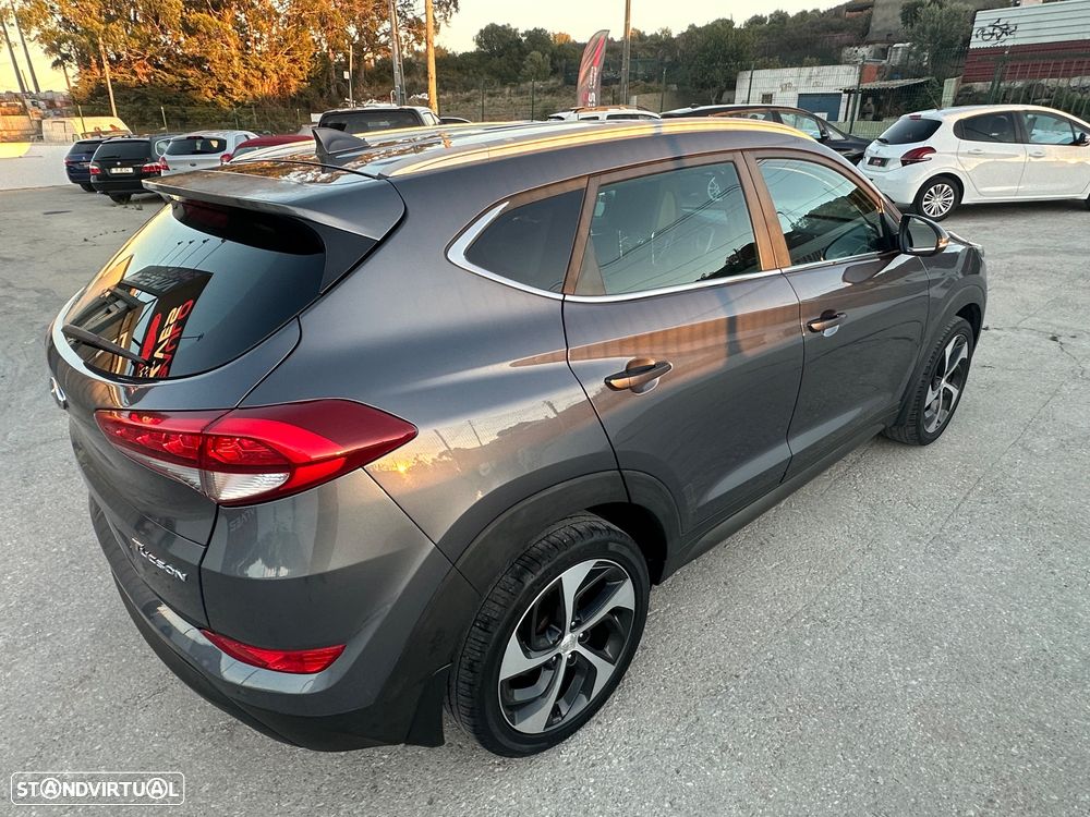 Hyundai Tucson 1.7 CRDi Executive - 16