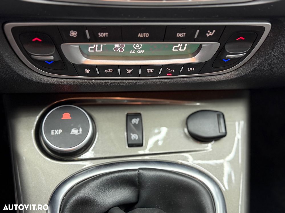 Renault Scenic ENERGY TCe 115 S&S Xmod Paris - 9