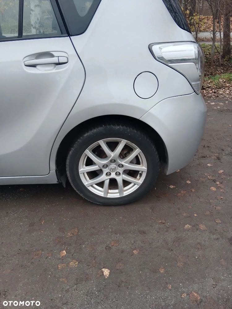 Toyota Verso 1.8 2010 7os MS - 6