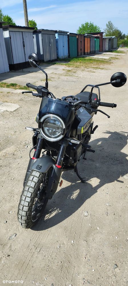Husqvarna Svartpilen - 1