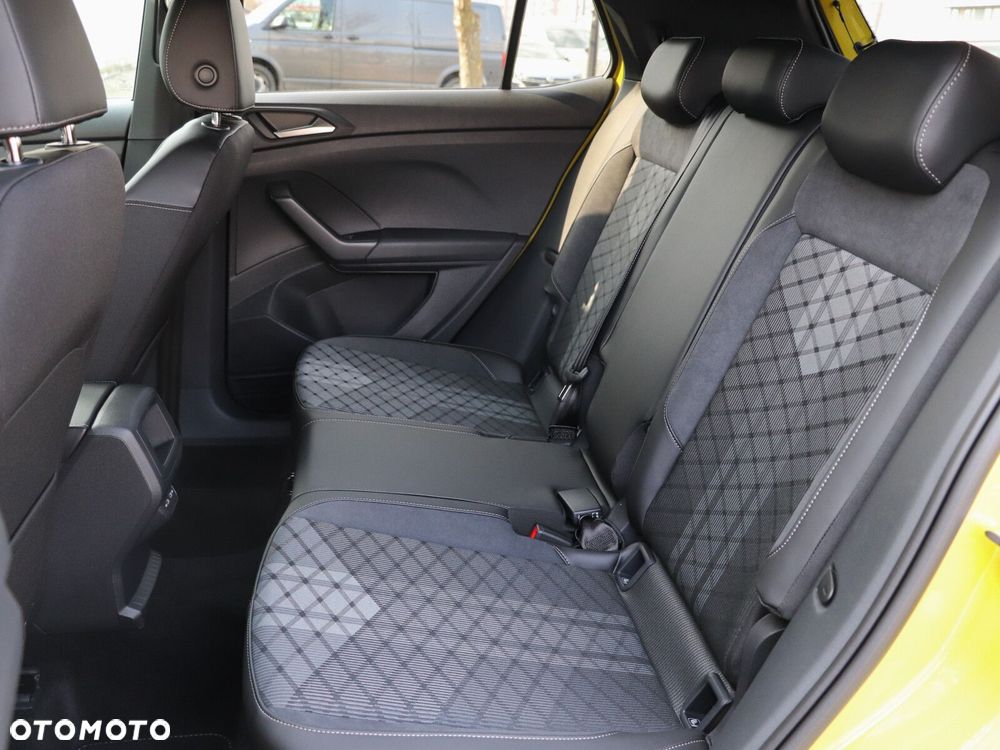 Volkswagen T-Cross - 11