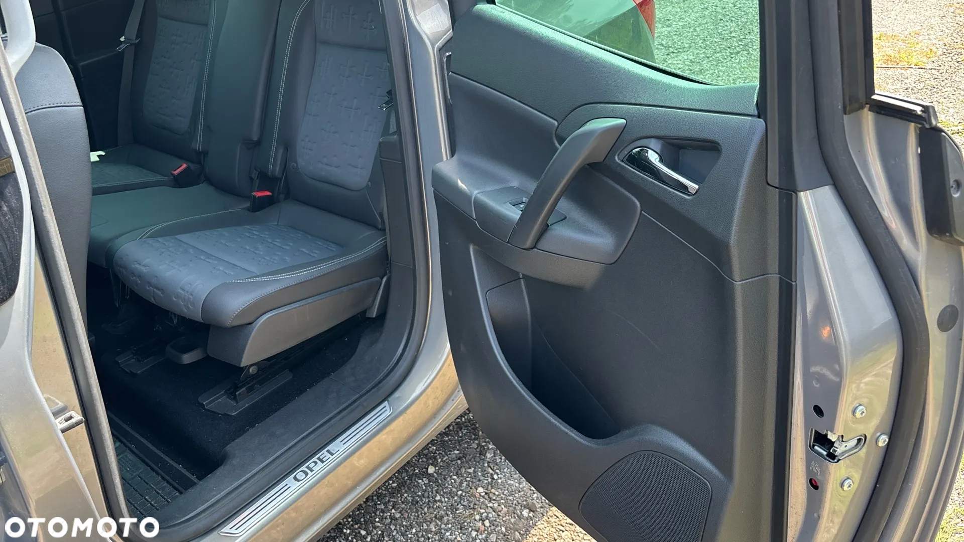 Opel Meriva 1.4 T Essentia - 8