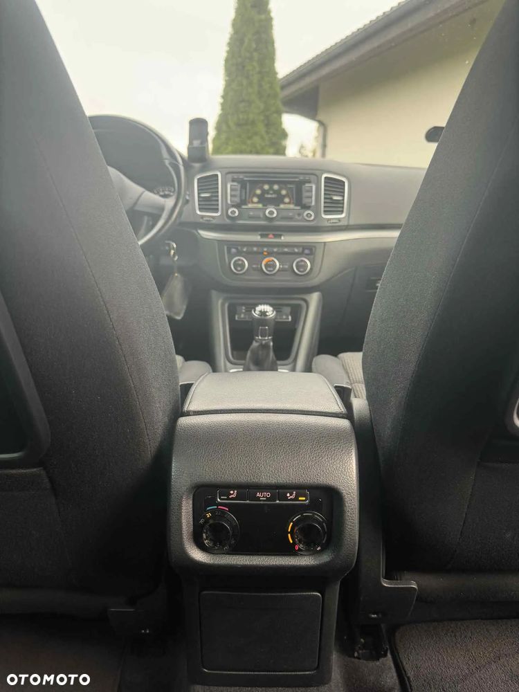 Volkswagen Sharan 2.0 TDI Comfortline - 14