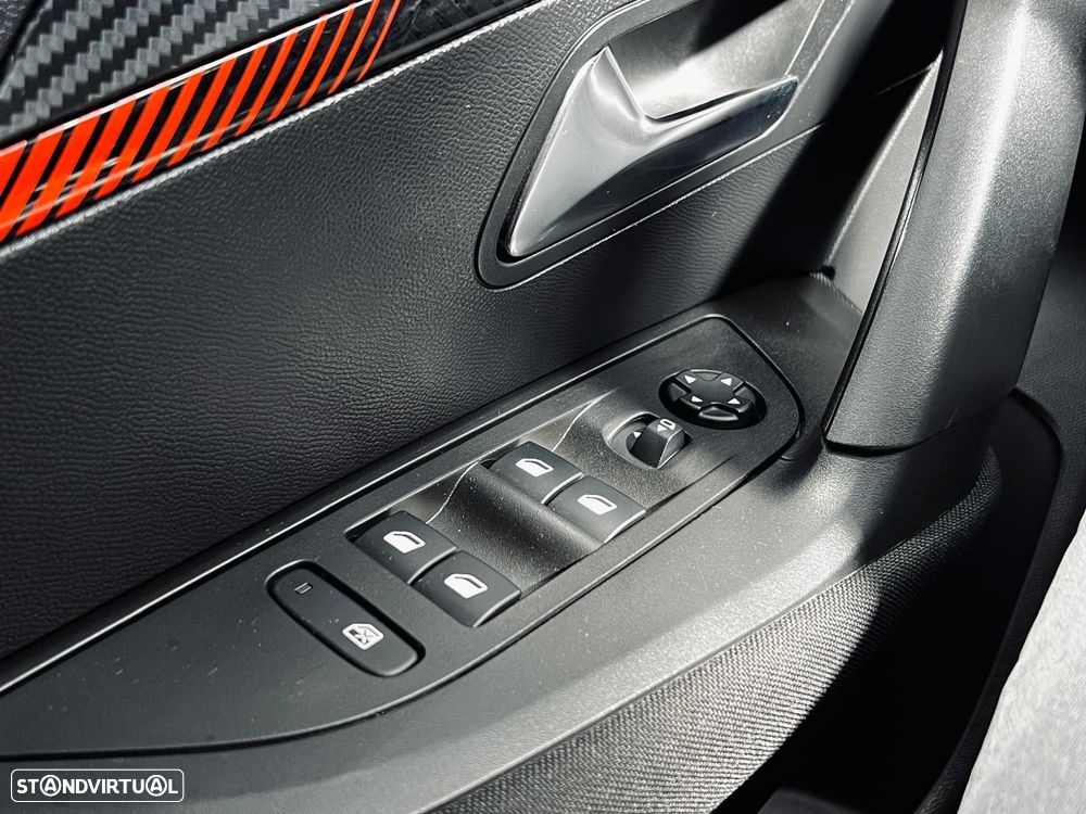 Peugeot e-2008 50 kWh Style - 38