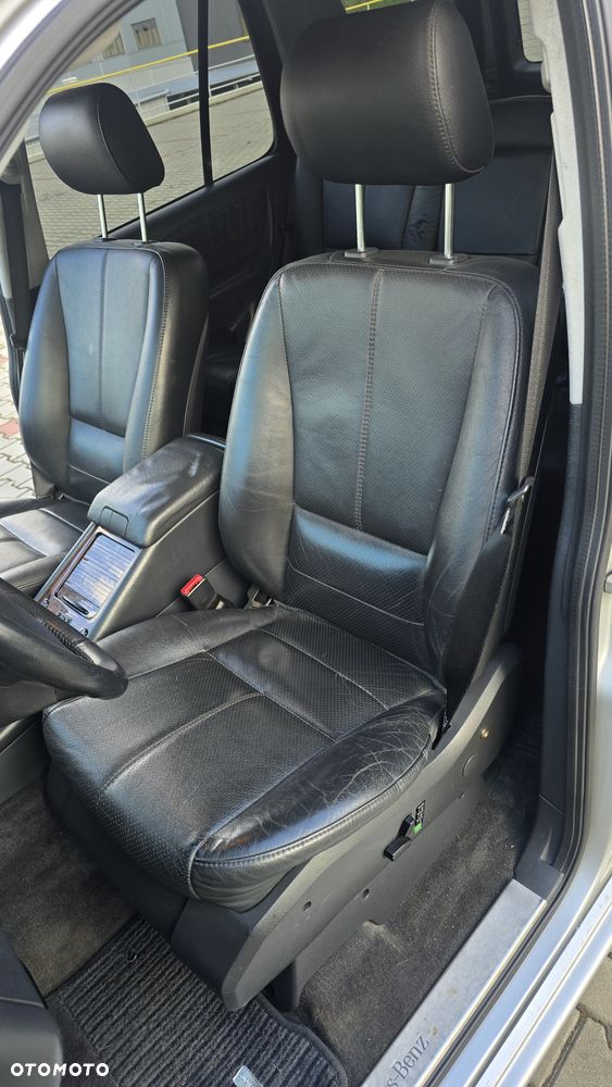 Mercedes-Benz ML 500 - 16