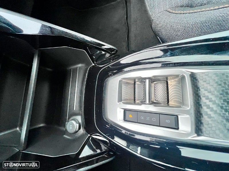 Peugeot e-2008 54 kWh Style - 18