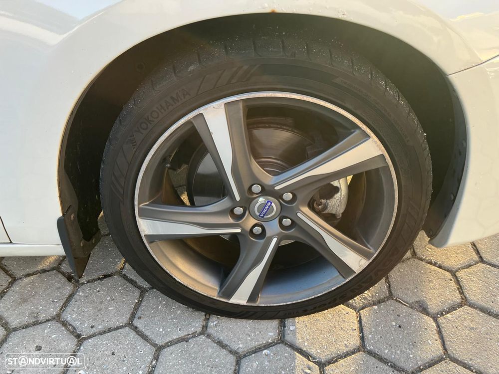 Volvo V60 D2 Edition - 24