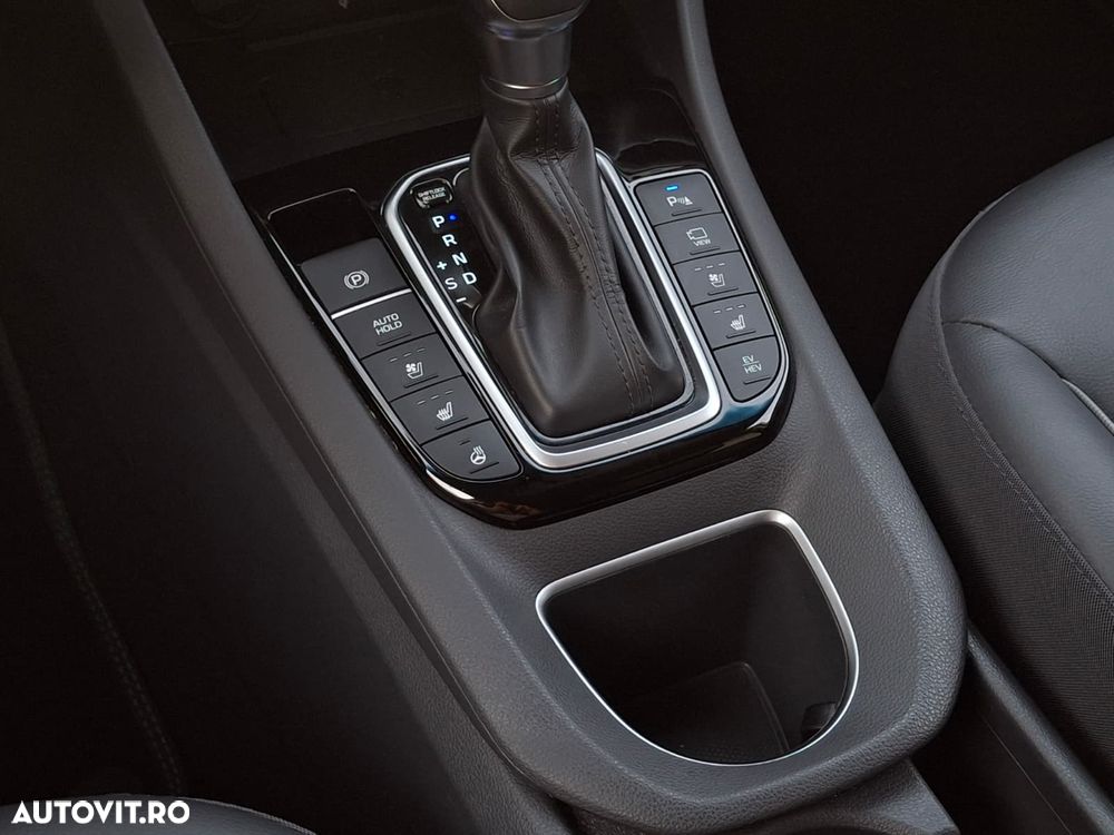 Hyundai IONIQ - 34
