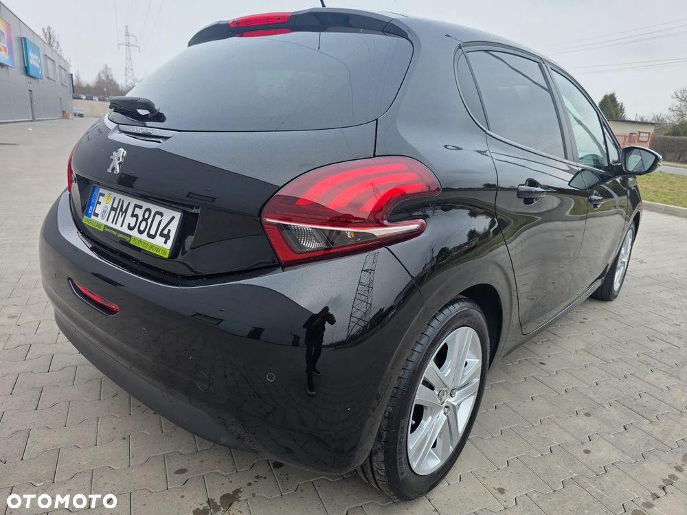 Peugeot 208 PureTech 82 Start & Stop Style - 14