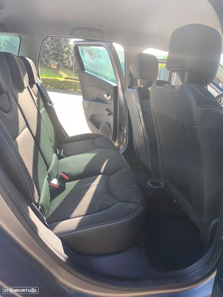 Renault Clio Sport Tourer 1.5 dCi GT Line - 7